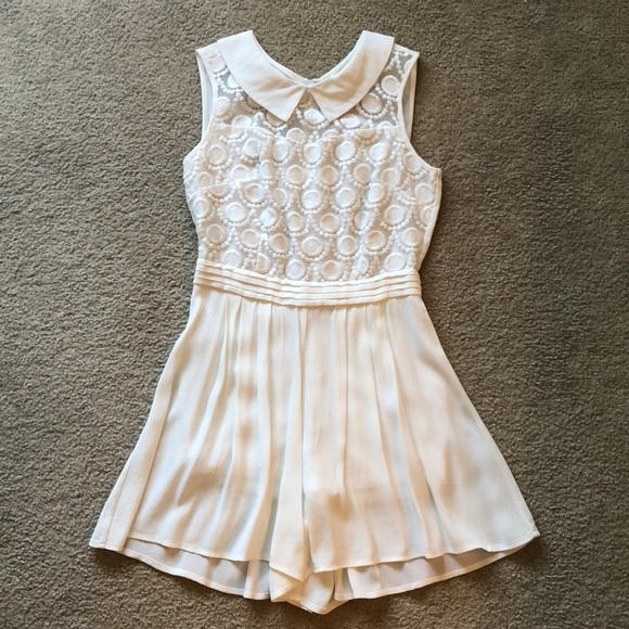 Nordstrom Pants - White Patterned Top Romper